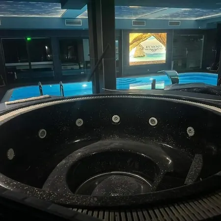 Bella Mladenovac (Belgrade)