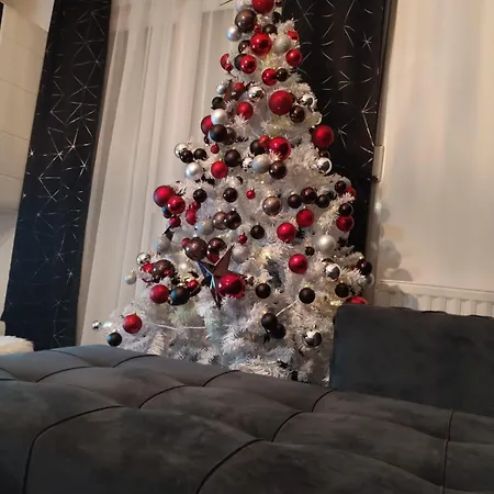 Bella Mladenovac (Belgrade)